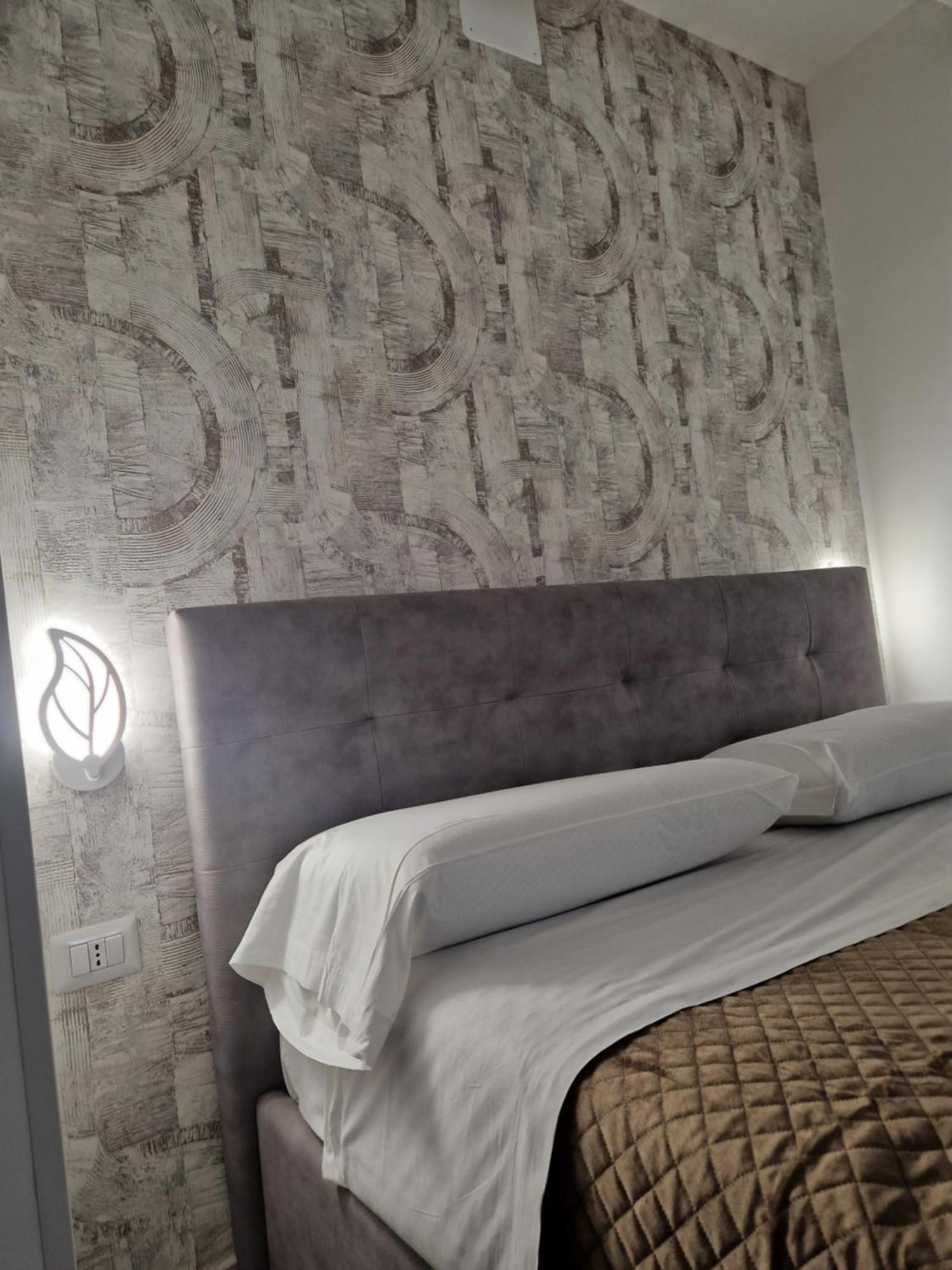 Hotel Eden à Lamezia Terme Extérieur photo